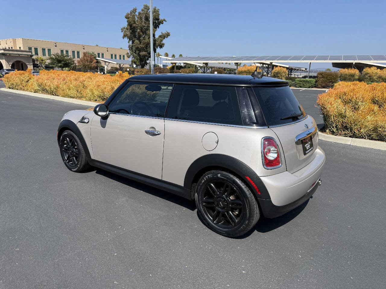 Used 2013 MINI Cooper Hardtop image 7