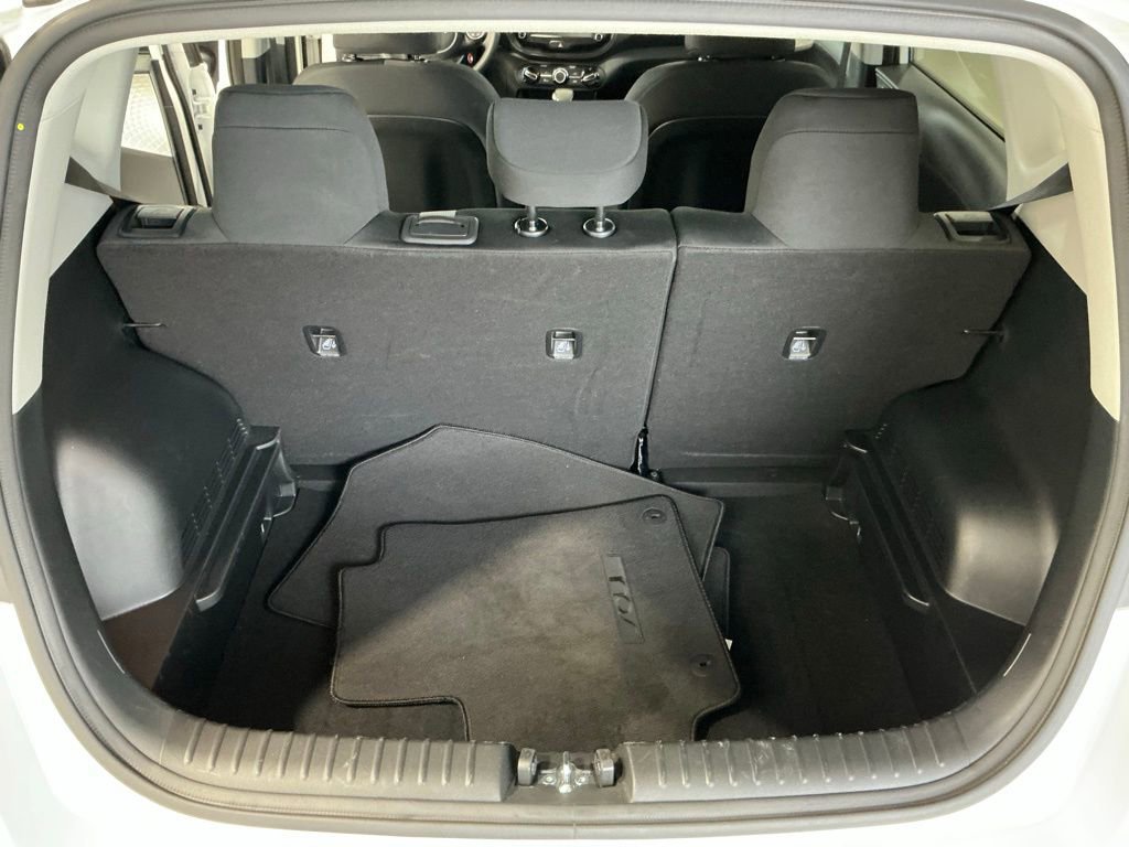 Used 2025 Kia Soul LX w/ LX Technology Package image 18