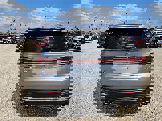 New 2026 Buick Enclave Preferred image 4