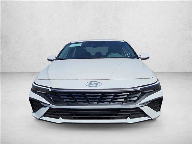 New 2026 Hyundai Elantra SE image 6