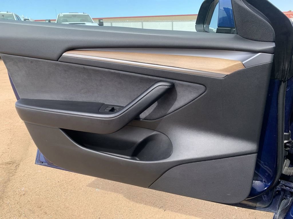 Used 2022 Tesla Model 3 image 20