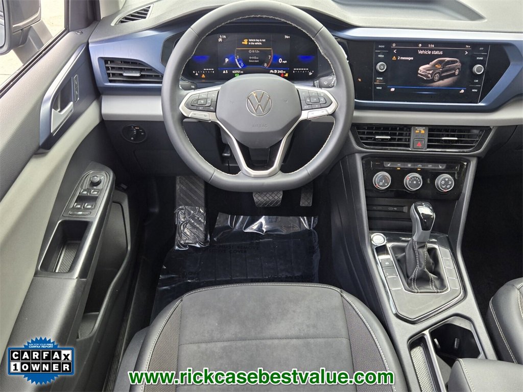 Used 2023 Volkswagen Taos SE image 14