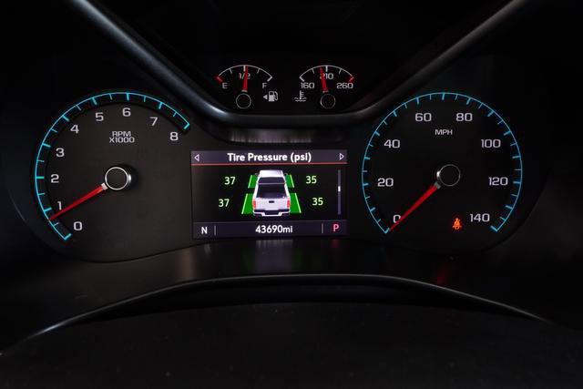 Used 2022 Chevrolet Colorado Z71 w/ Safety Package image 16