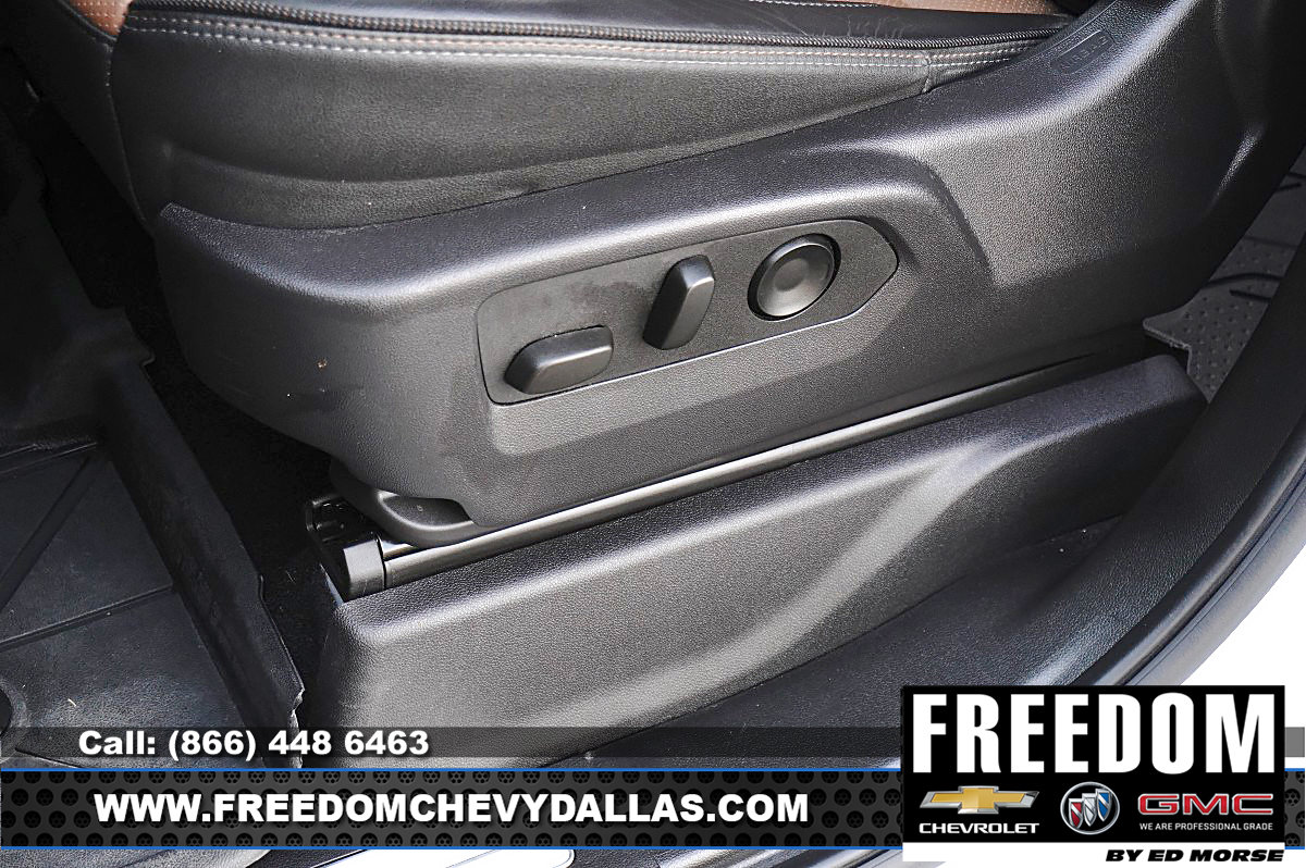 Used 2024 Chevrolet Silverado 3500 High Country w/ High Country Premium Package AWD/4WD image 32
