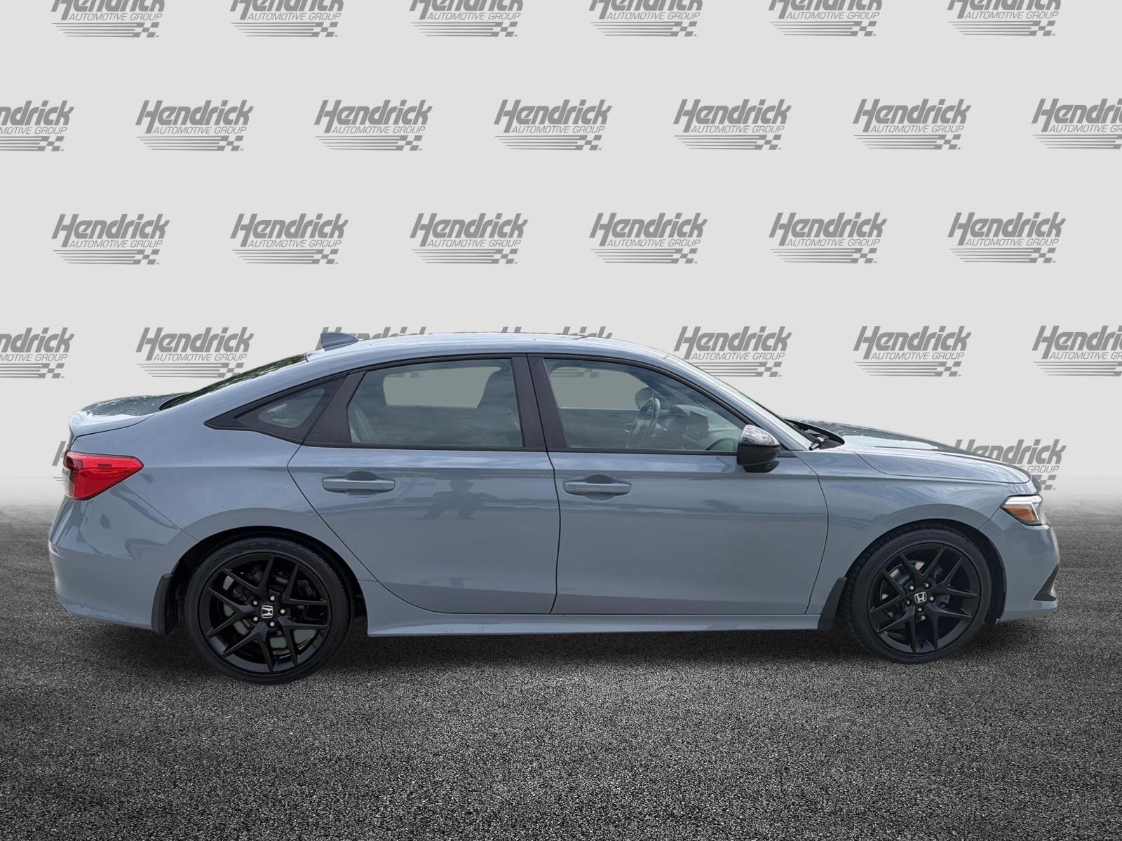 Used 2022 Honda Civic Sport image 11