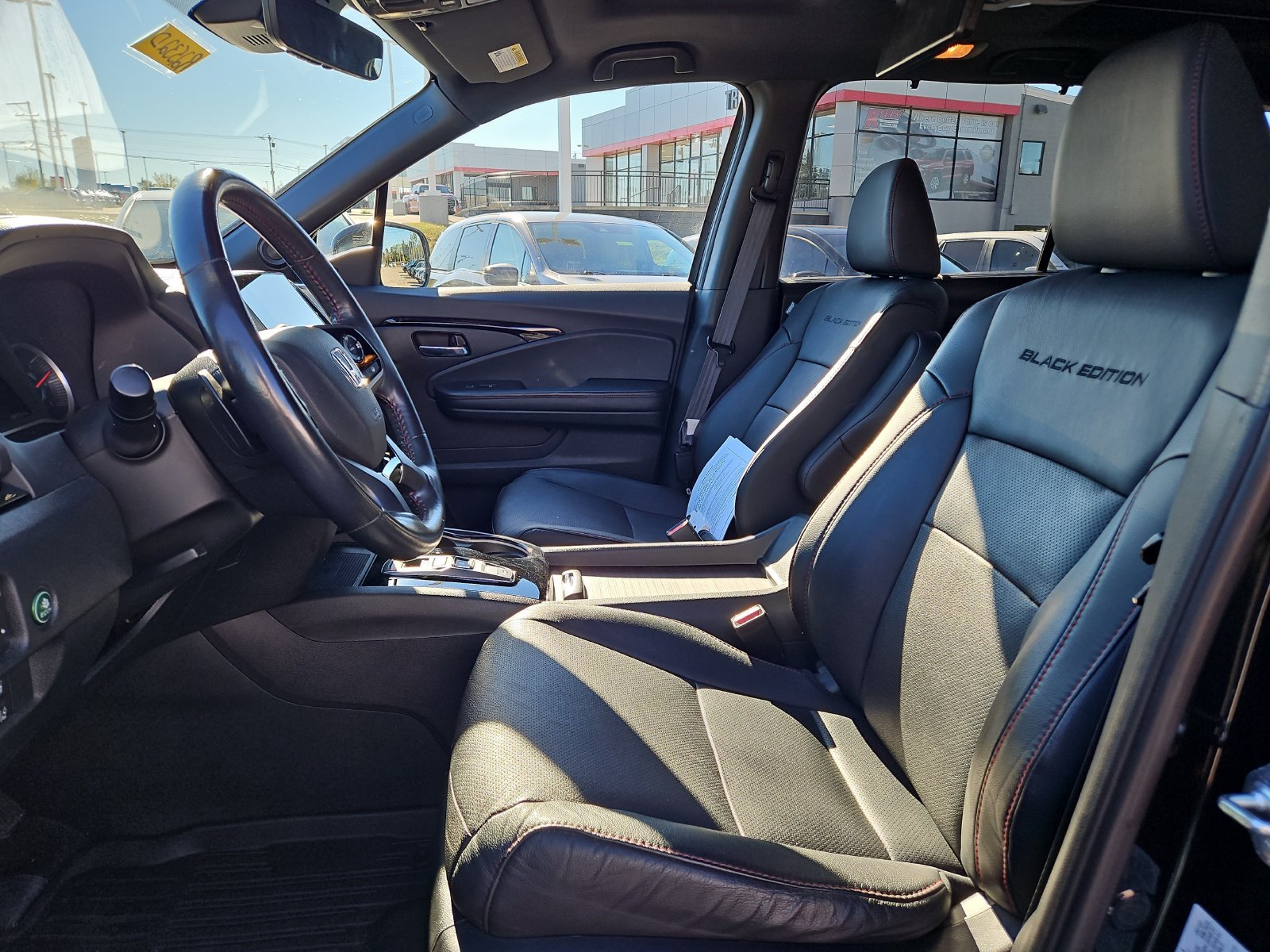 Used 2022 Honda Pilot Black Edition image 18