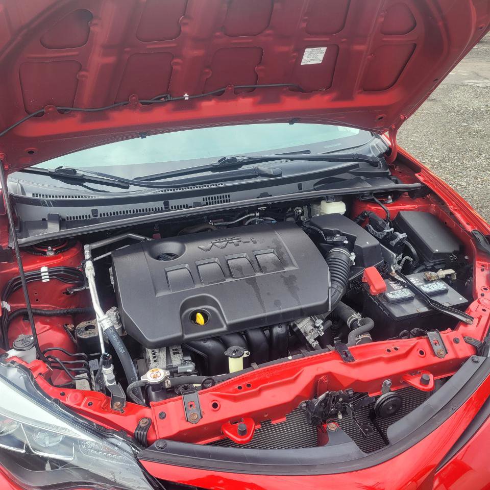 Used 2019 Toyota Corolla XSE image 37
