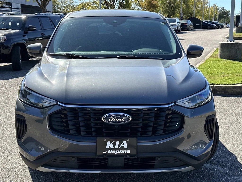 Used 2023 Ford Escape Active w/ Tech Pack #2 image 2