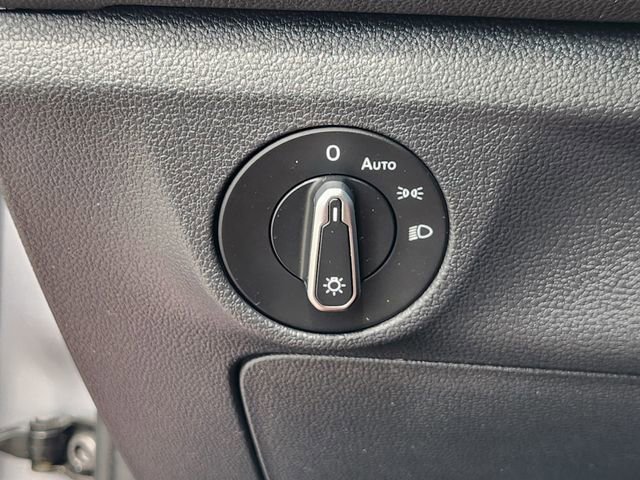 Used 2025 Volkswagen Jetta S image 21