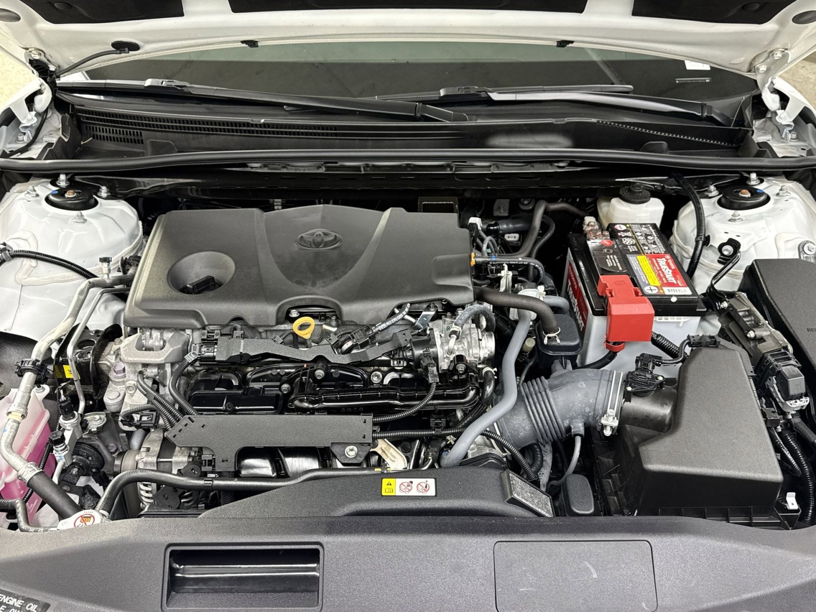 Used 2024 Toyota Camry SE w/ Cold Weather Package image 31