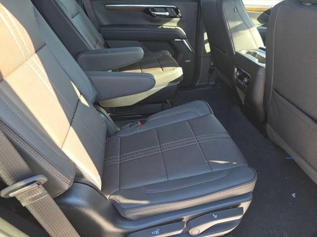 New 2026 Chevrolet Tahoe High Country AWD/4WD image 30