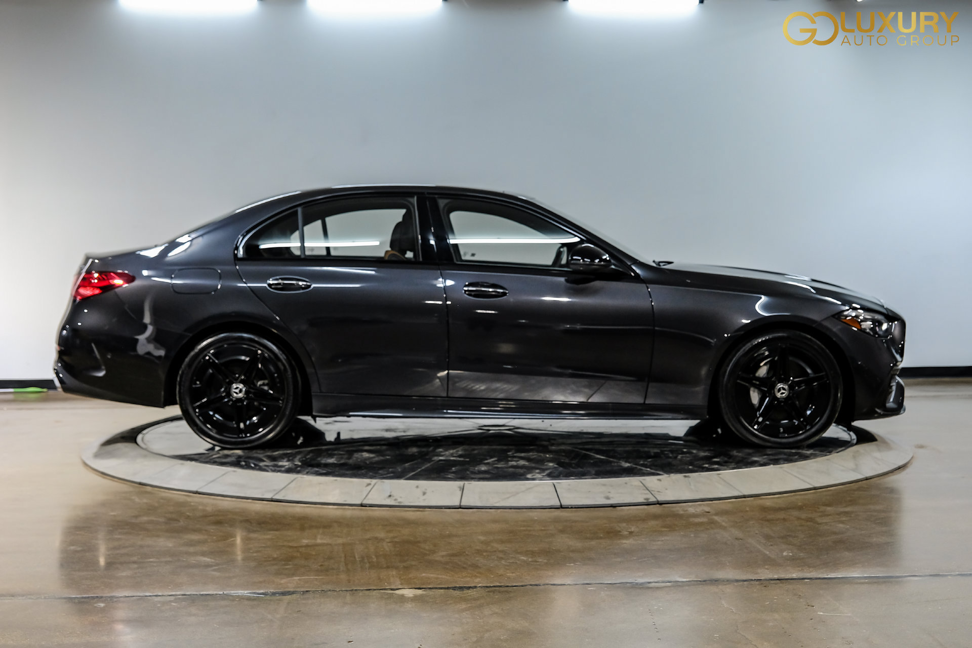 Used 2024 Mercedes-Benz C 300 4MATIC Sedan image 8