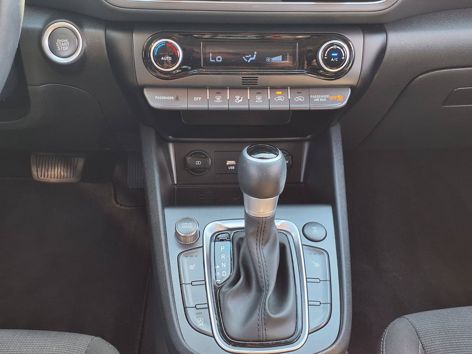 Certified 2023 Hyundai Kona SEL w/ Convenience Package AWD/4WD image 18