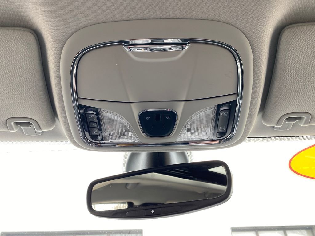 Used 2020 Jeep Cherokee Limited image 14