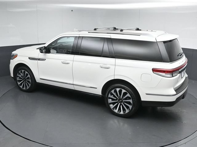 Certified 2023 Lincoln Navigator Reserve AWD/4WD image 51