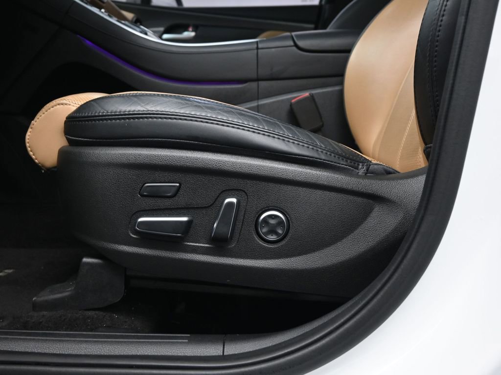 Used 2023 Hyundai Santa Fe Calligraphy image 24