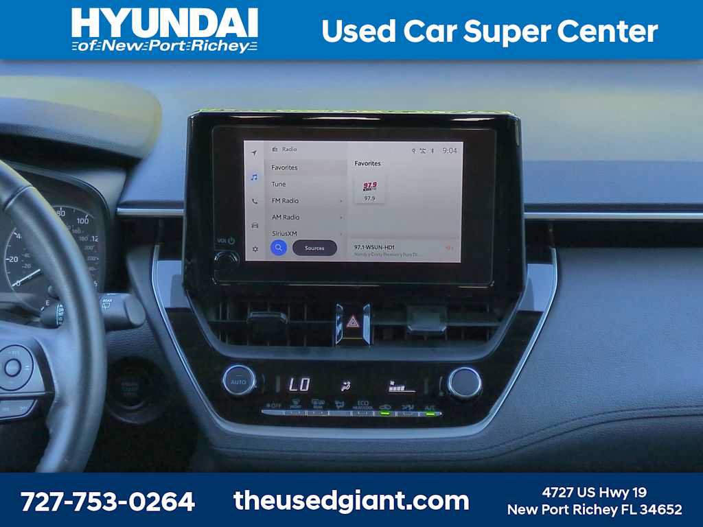 Used 2024 Toyota Corolla Cross LE FWD image 19
