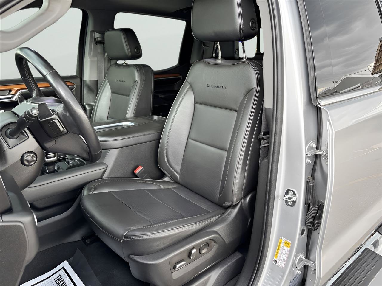 Used 2022 GMC Sierra 1500 Denali AWD/4WD image 14