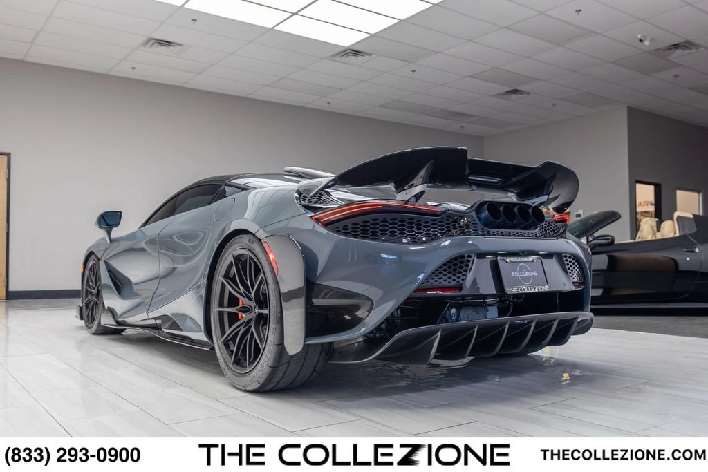 Used 2021 McLaren 765LT RWD image 24