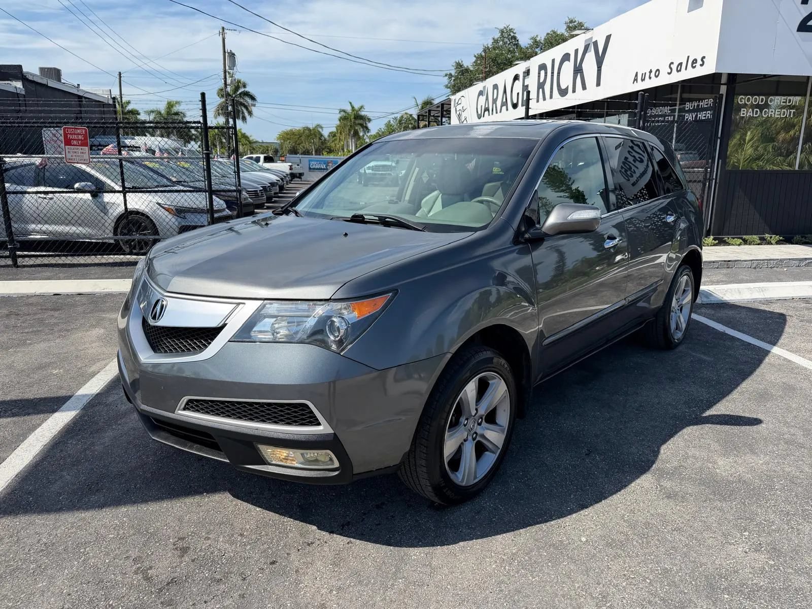 Used 2011 Acura MDX w/ Technology & Entertainment AWD/4WD image 9