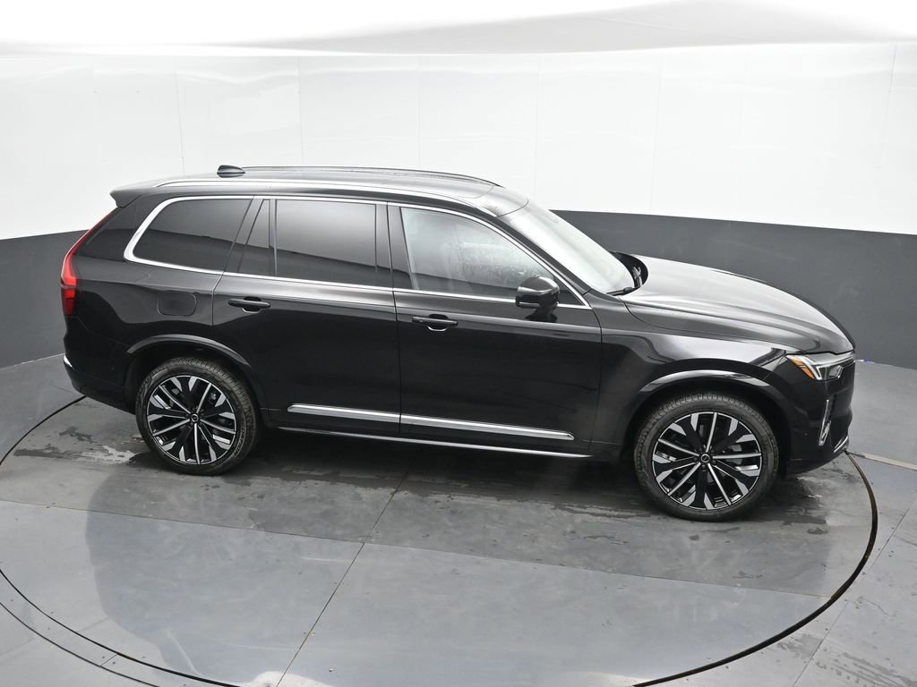 New 2026 Volvo XC90 B6 Plus w/ Protection Package Premier image 34
