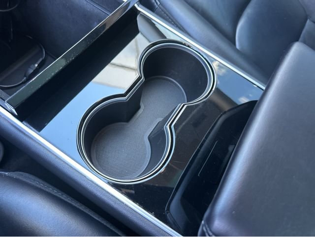 Used 2018 Tesla Model 3 Long Range image 28