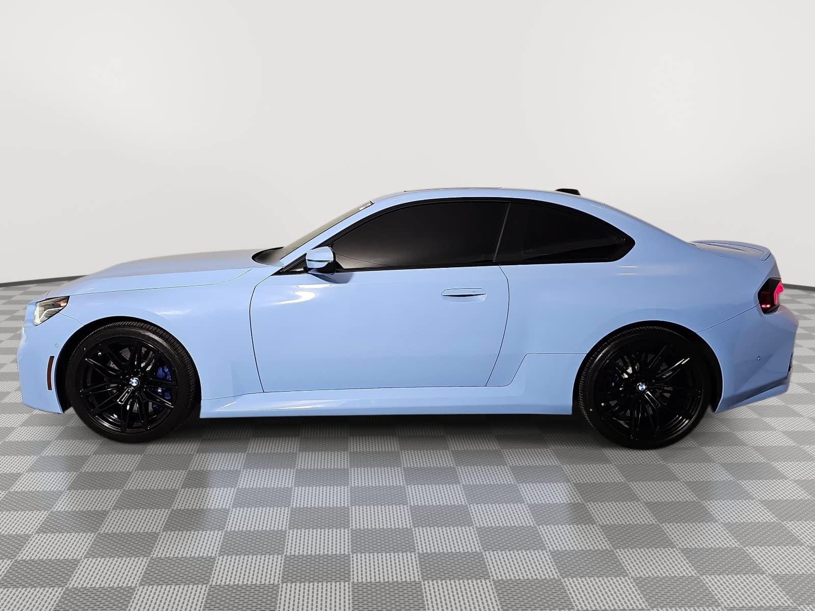Used 2023 BMW M2 w/ Lighting Package RWD image 5