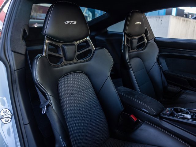 Used 2022 Porsche 911 GT3 image 32