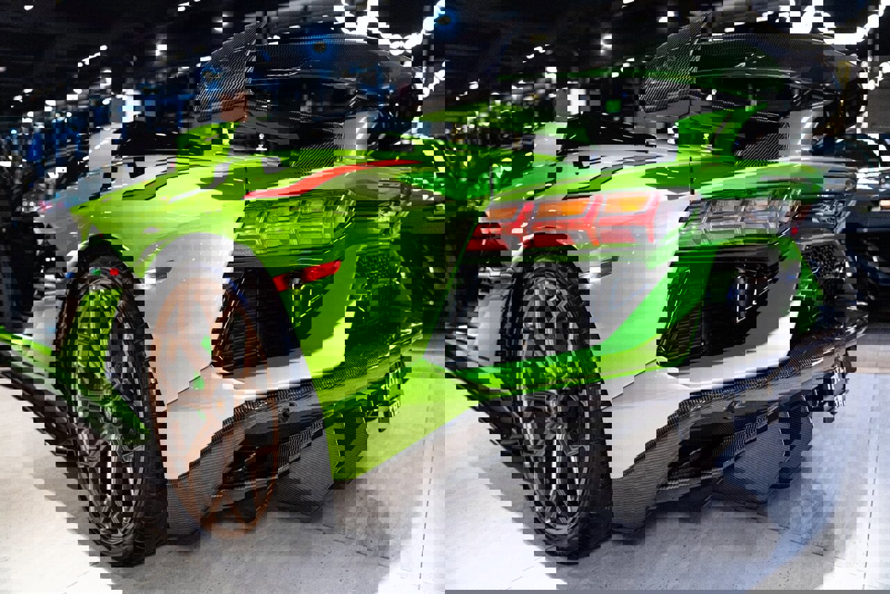 Used 2021 Lamborghini Aventador SVJ image 23