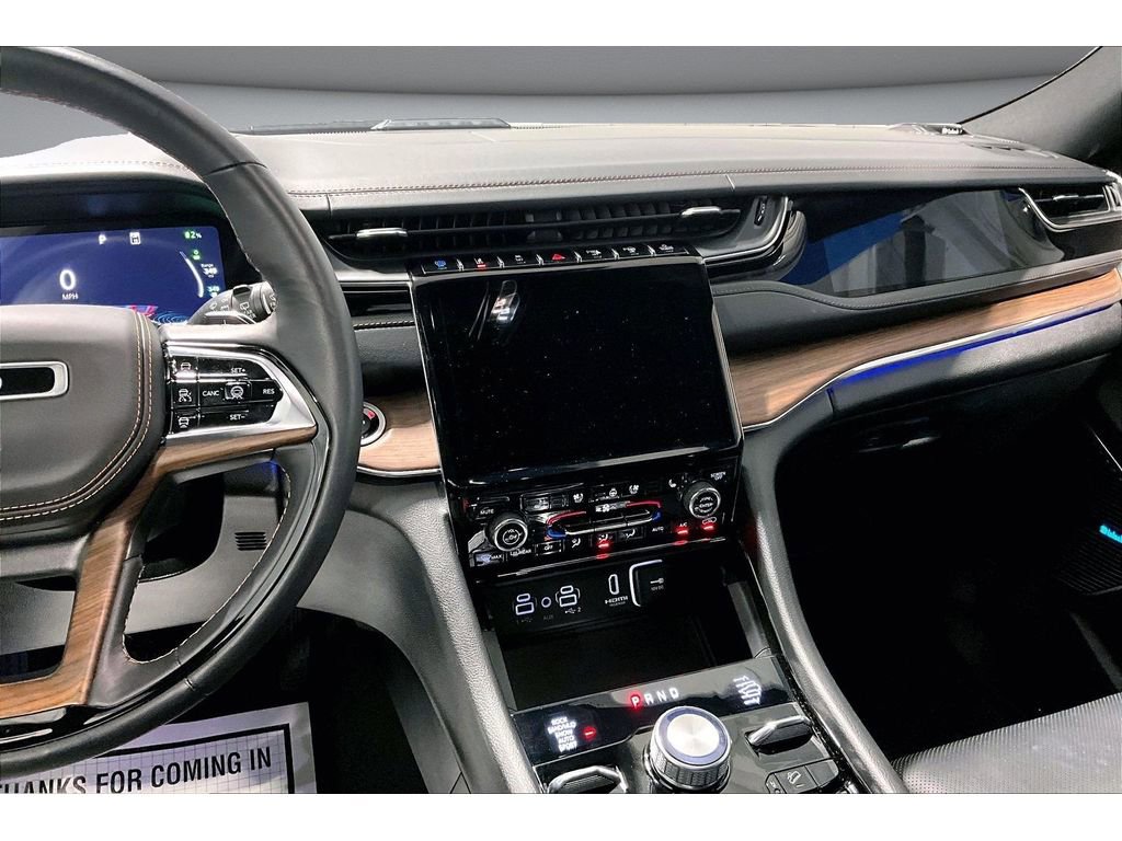 Used 2024 Jeep Grand Cherokee Summit w/ Luxury Tech Group V image 8