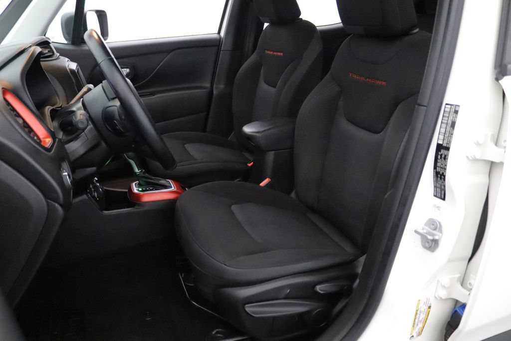 Used 2020 Jeep Renegade Trailhawk w/ Cold Weather Group AWD/4WD image 11