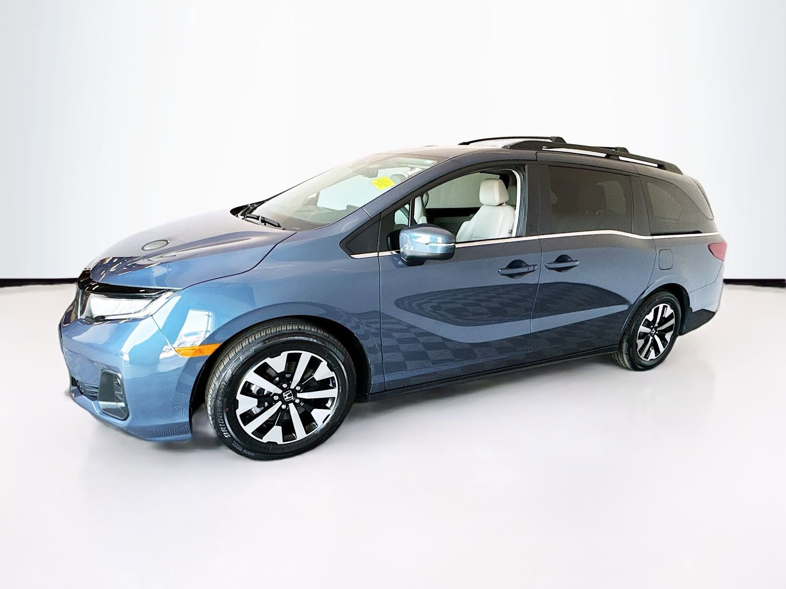 Used 2025 Honda Odyssey EX-L image 4