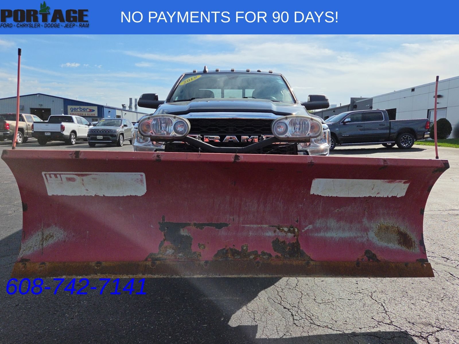 Used 2019 RAM 2500 Tradesman AWD/4WD image 2