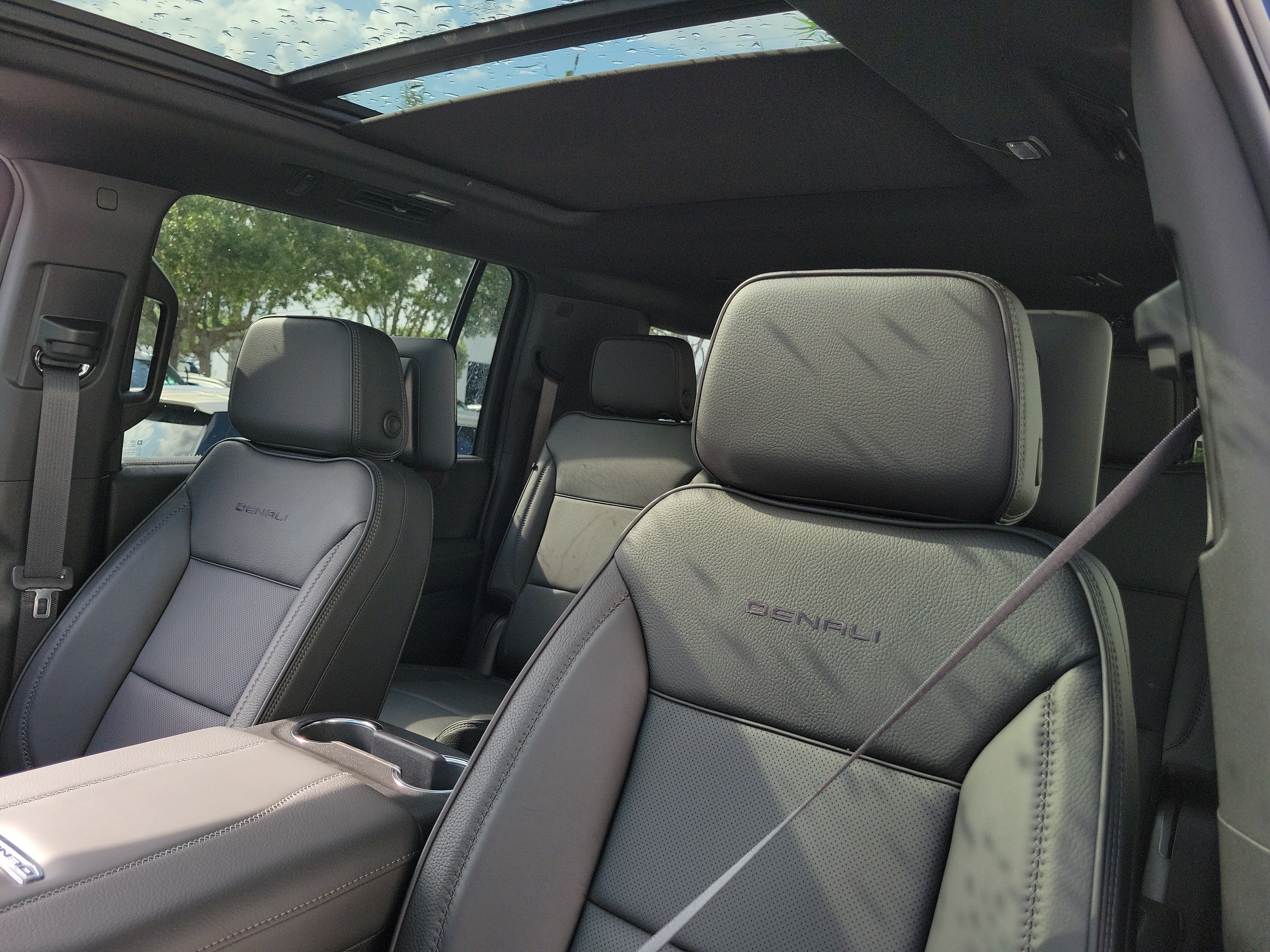 New 2026 GMC Yukon XL Denali AWD/4WD image 22