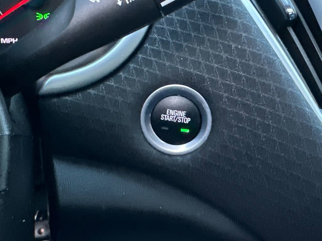 Used 2024 Chevrolet Malibu LT image 30