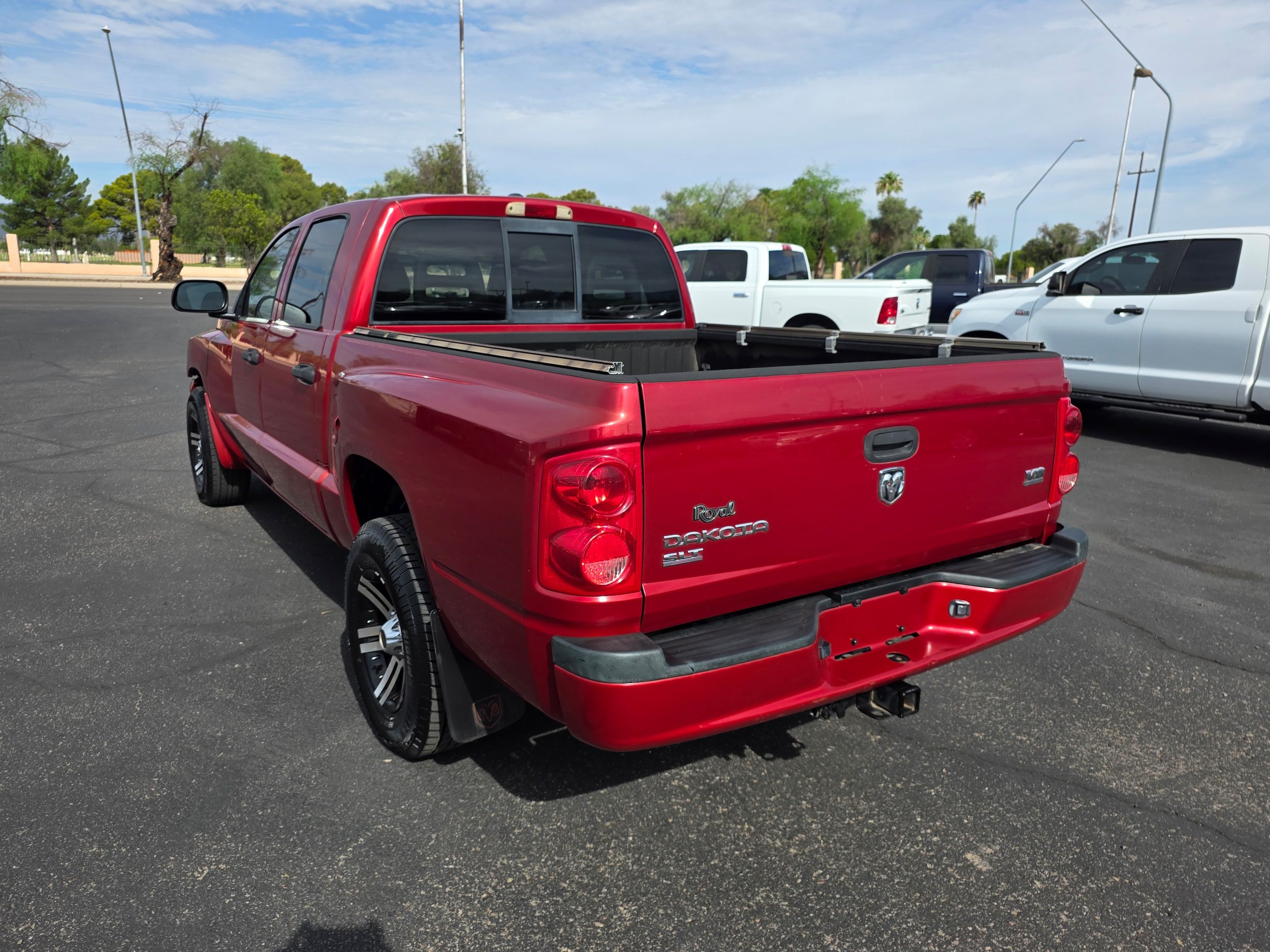 Used 2007 Dodge Dakota SLT w/ Trailer Tow Group RWD image 3