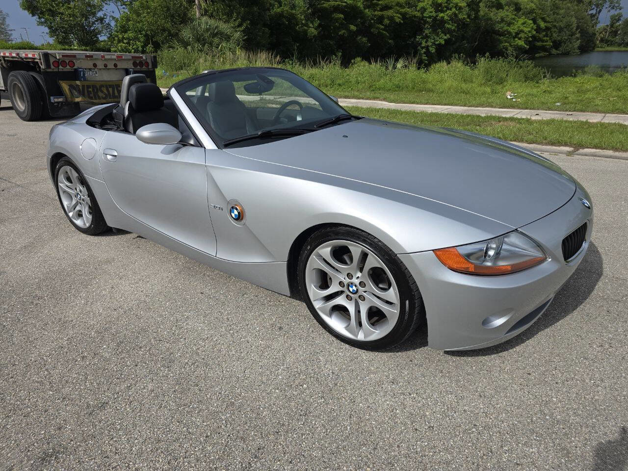Used 2003 BMW Z4 3.0i image 8