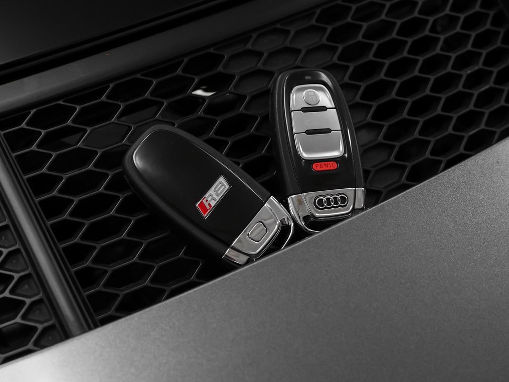 Used 2017 Audi R8 V10 plus image 15
