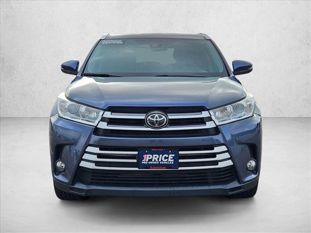 Used 2019 Toyota Highlander XLE FWD video 2