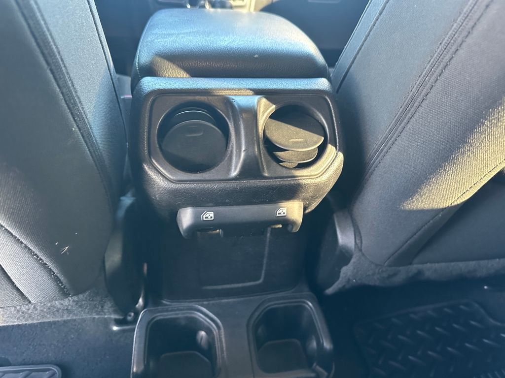 Used 2020 Jeep Wrangler Unlimited Sport S image 17
