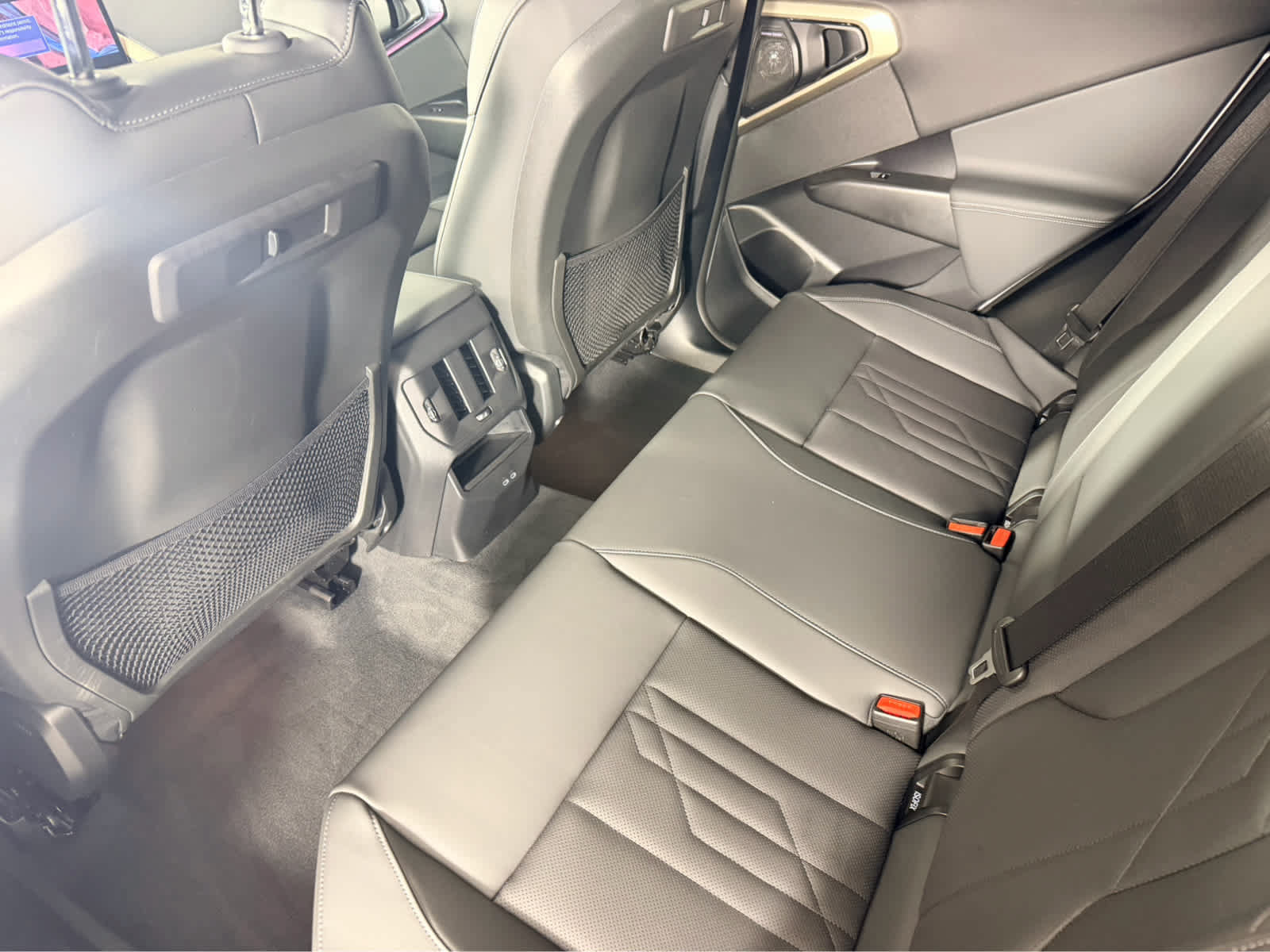 Used 2025 BMW X3 xDrive30i w/ Premium Package AWD/4WD image 17