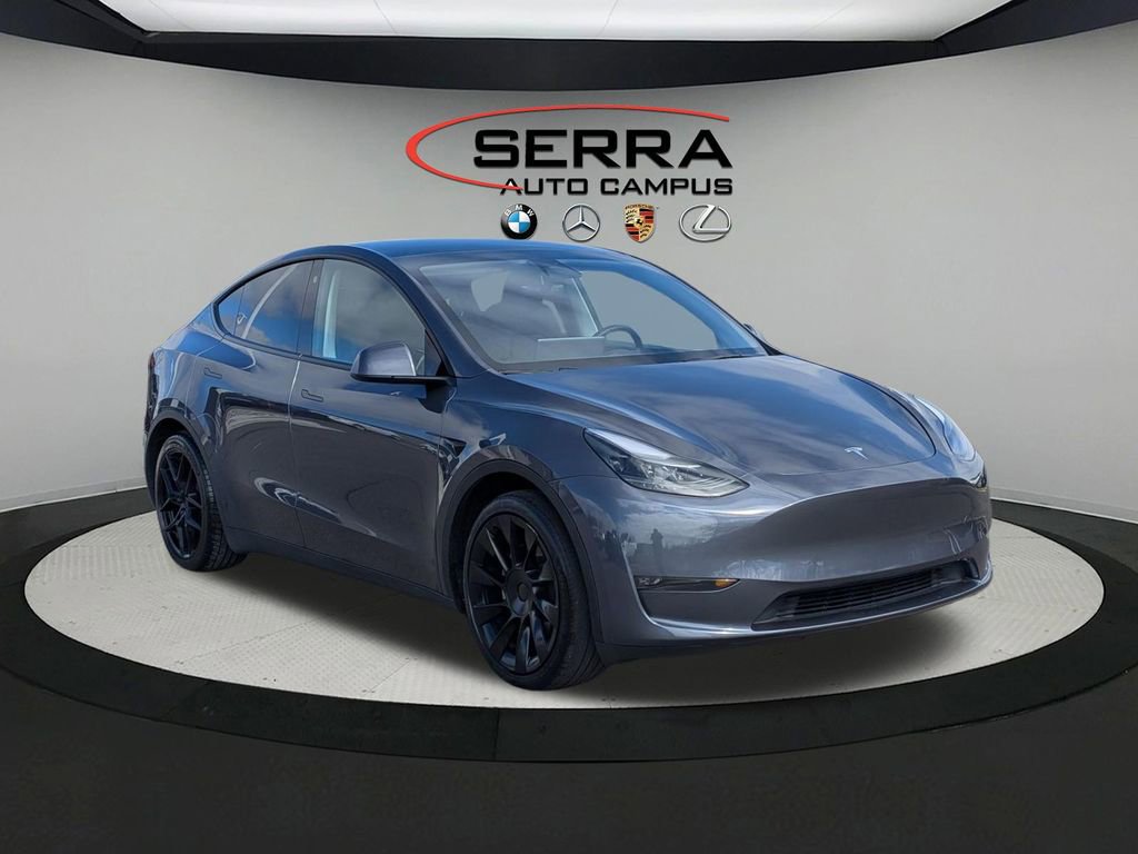 Used 2023 Tesla Model Y Long Range image 8