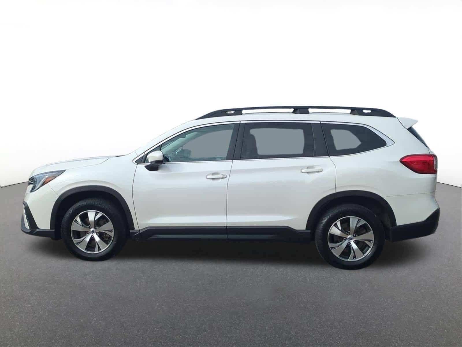Certified 2024 Subaru Ascent Premium w/ Convenience Package AWD/4WD image 3