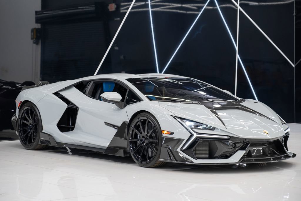 Used 2025 Lamborghini Revuelto
