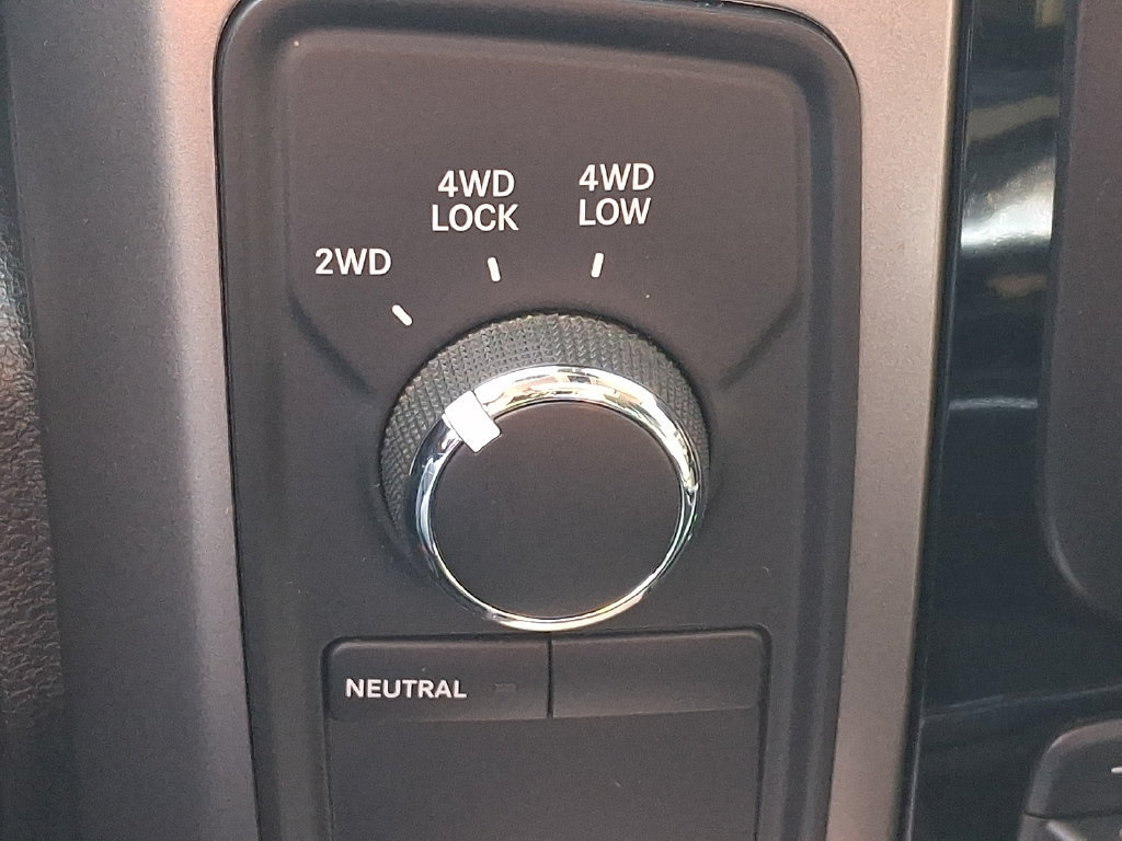 Used 2018 RAM 3500 Laramie w/ Sport Appearance Group AWD/4WD image 30