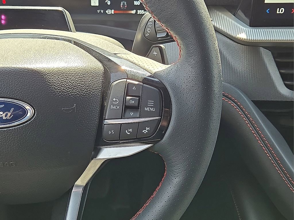 Used 2025 Ford Explorer ST image 21
