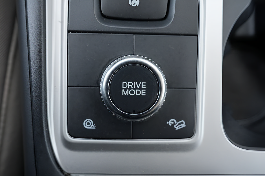 Used 2023 Ford Explorer 4WD image 32
