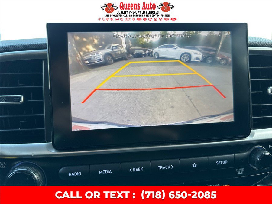 Used 2021 Hyundai Venue SEL w/ Cargo Package FWD image 34
