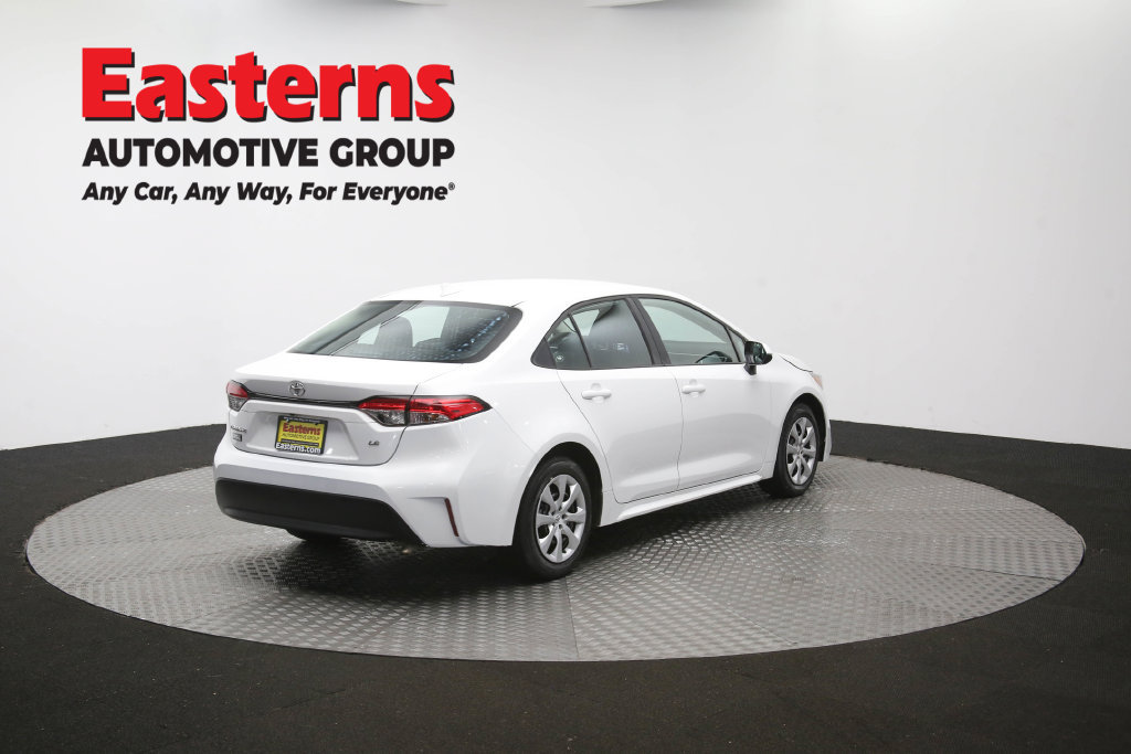 Used 2025 Toyota Corolla LE FWD image 38