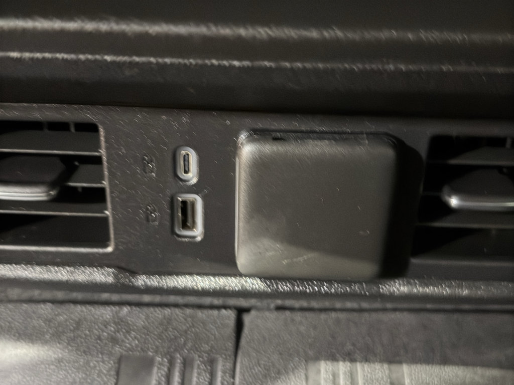 Used 2024 GMC Sierra 1500 Elevation image 16